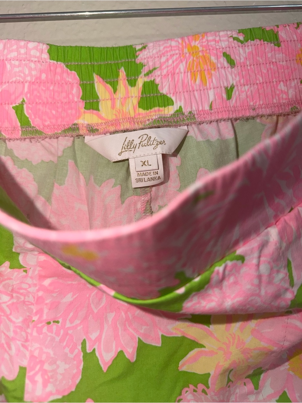 Lily Pulitzer High-Rise Women’s Shorts - Picture 4 of 4